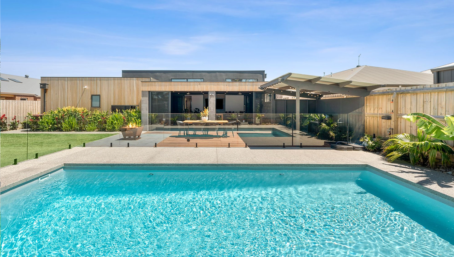 Sash Pool 2